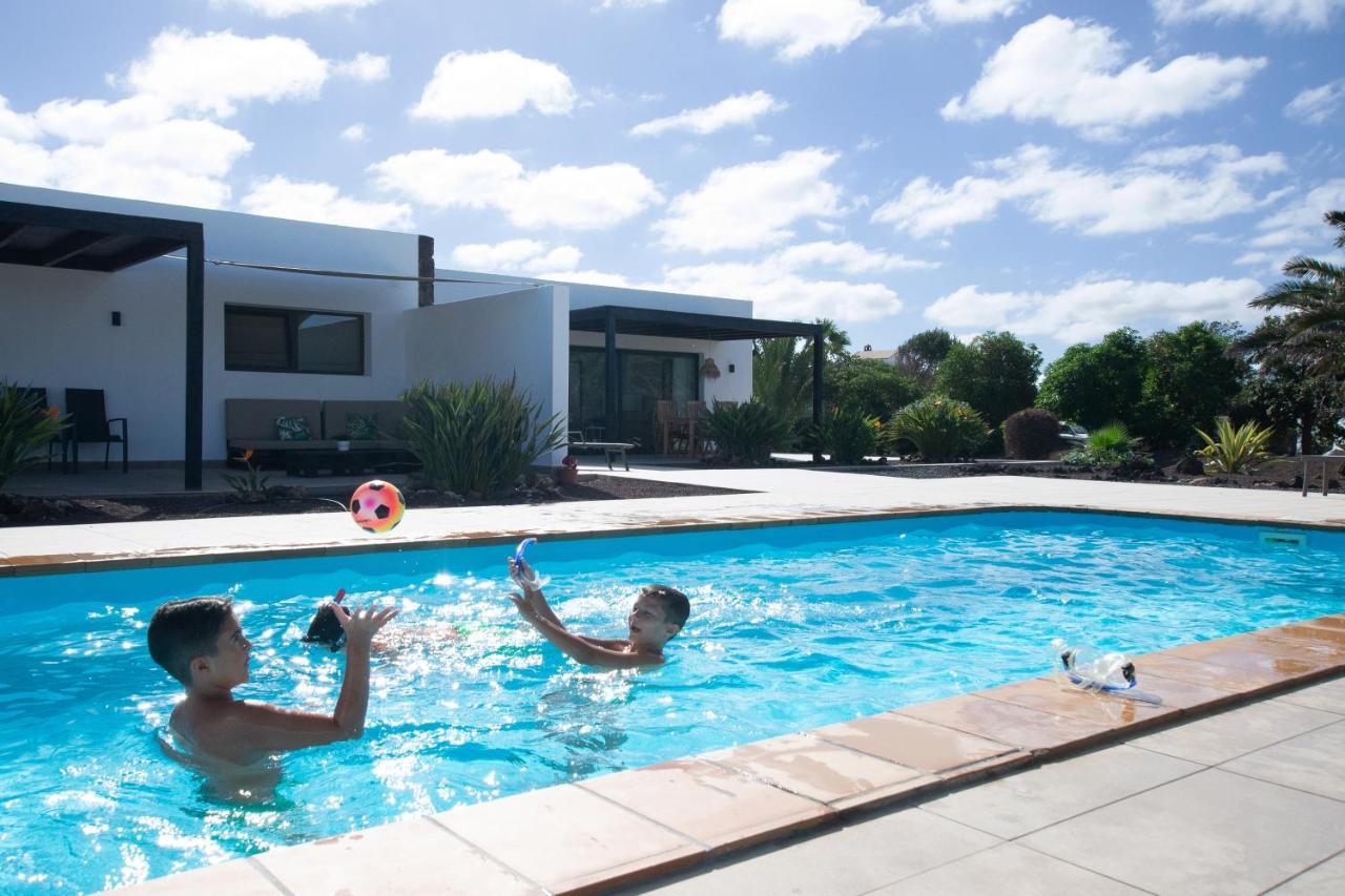 Heated & Shared Pool Villa Matriana 36A, North Shore Villas Lajares Exteriér fotografie